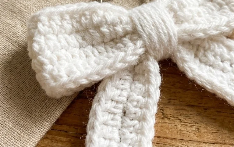 Easy Crochet Bow Keychain | Free Pattern & Video Tutorial
